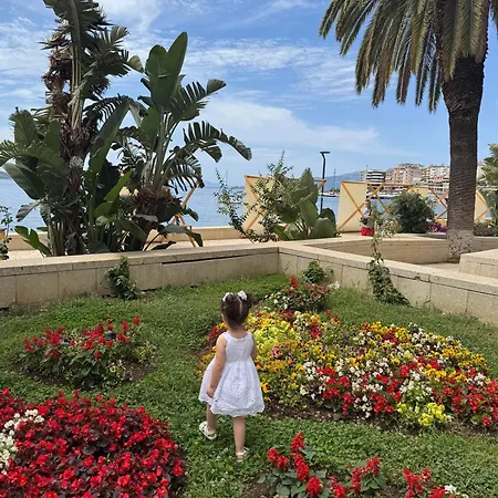 Seaside Bliss 1 * סרנדה